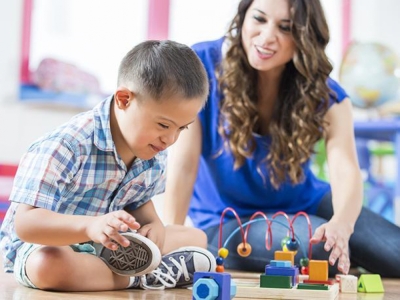 Auxiliar en Educación Especial